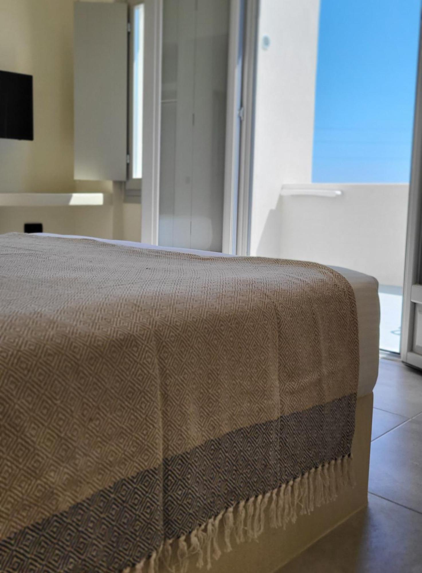 Maeva Suites Santorini Pýrgos エクステリア 写真
