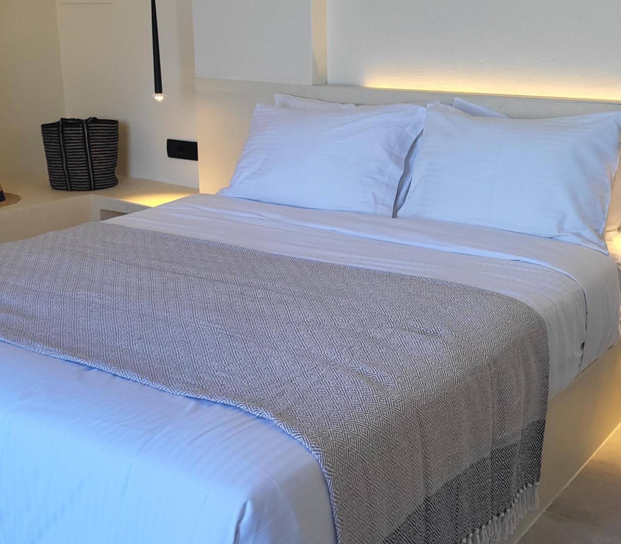 Maeva Suites Santorini Pýrgos エクステリア 写真