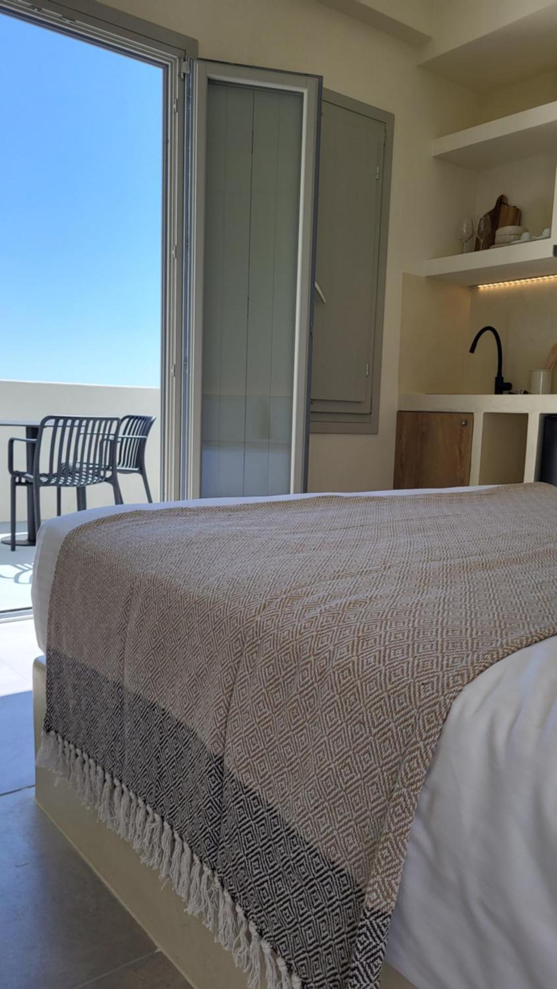 Maeva Suites Santorini Pýrgos エクステリア 写真