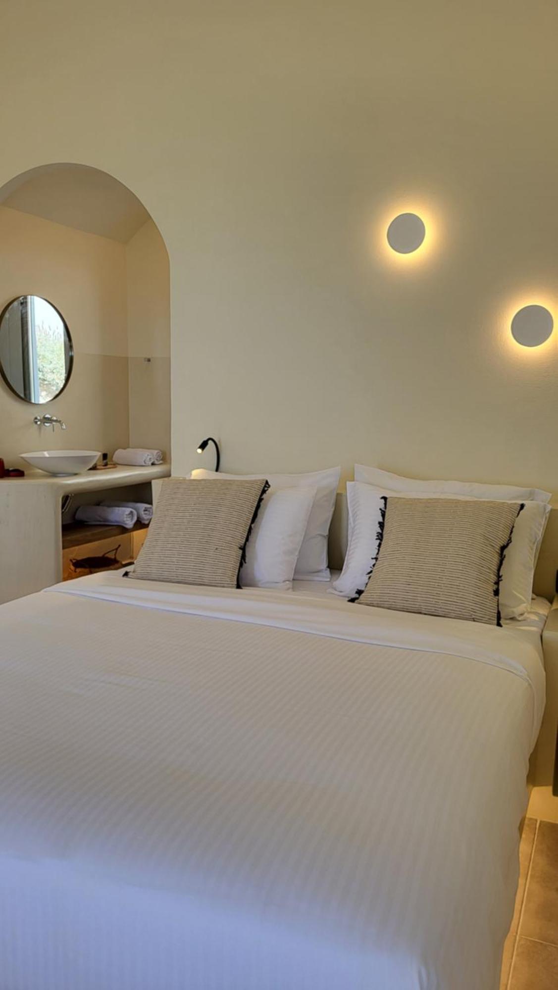 Maeva Suites Santorini Pýrgos エクステリア 写真